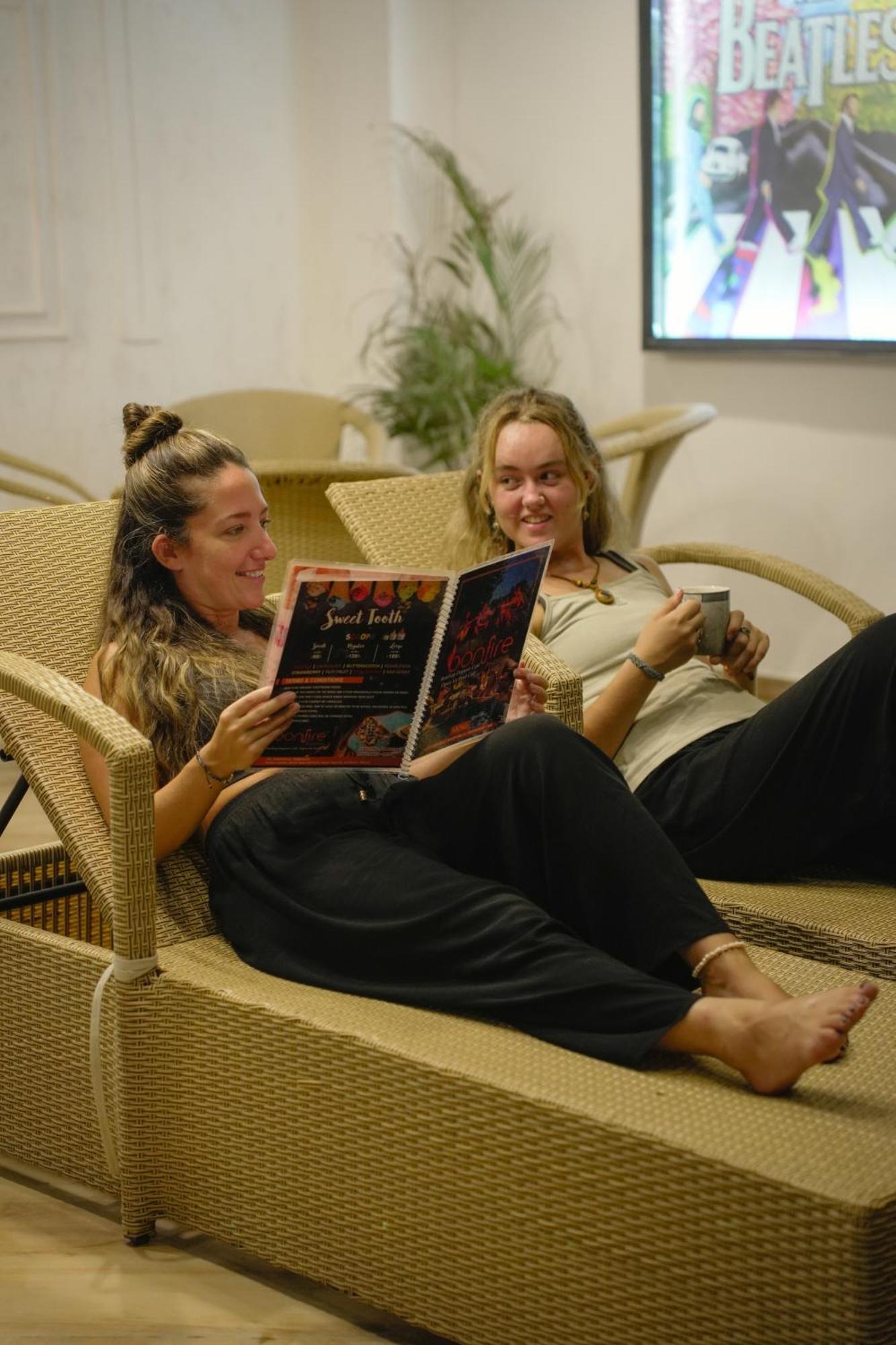 Bonfire Hostels Rishīkesh Екстериор снимка