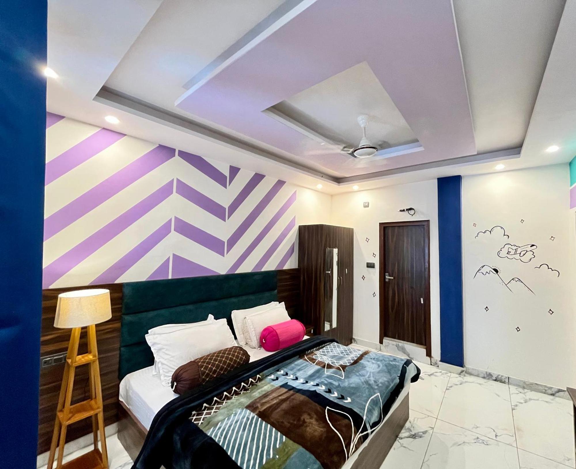 Bonfire Hostels Rishīkesh Екстериор снимка